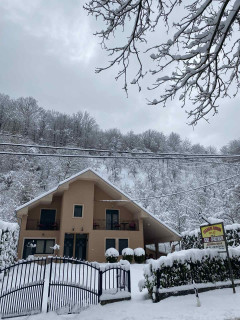 Smeštaj IVANOVI DVORI - Velež