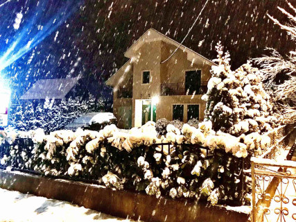 Smeštaj IVANOVI DVORI - Velež